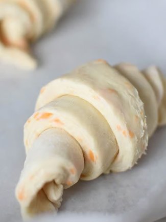 Croissants Cheese