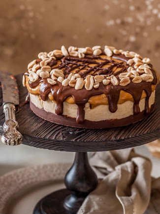 Snicker Cheesecake Tart